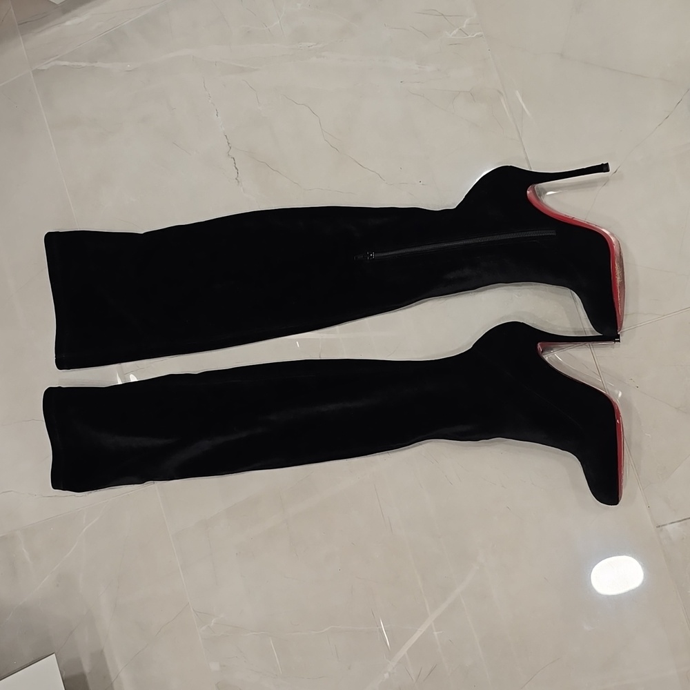 💯 authentic Christian Louboutin boots